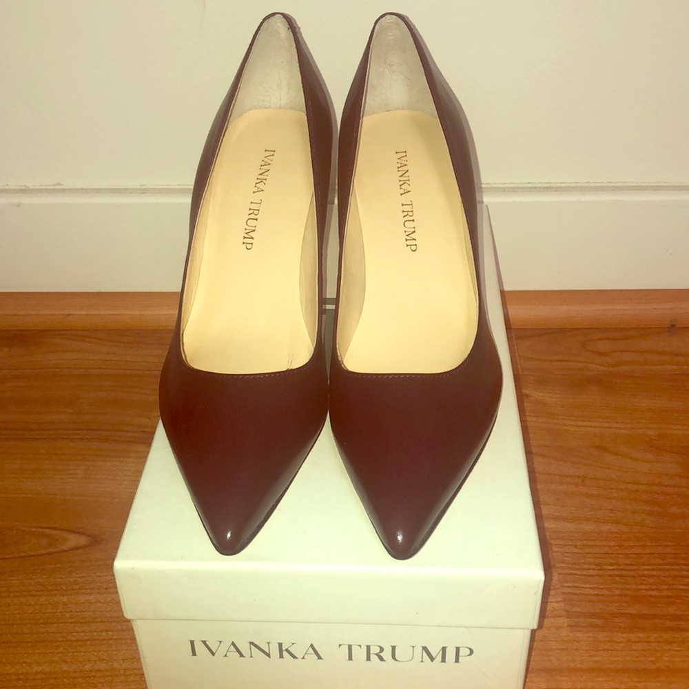 NIB Dark Red Pumps Ivanka Trump 7.5